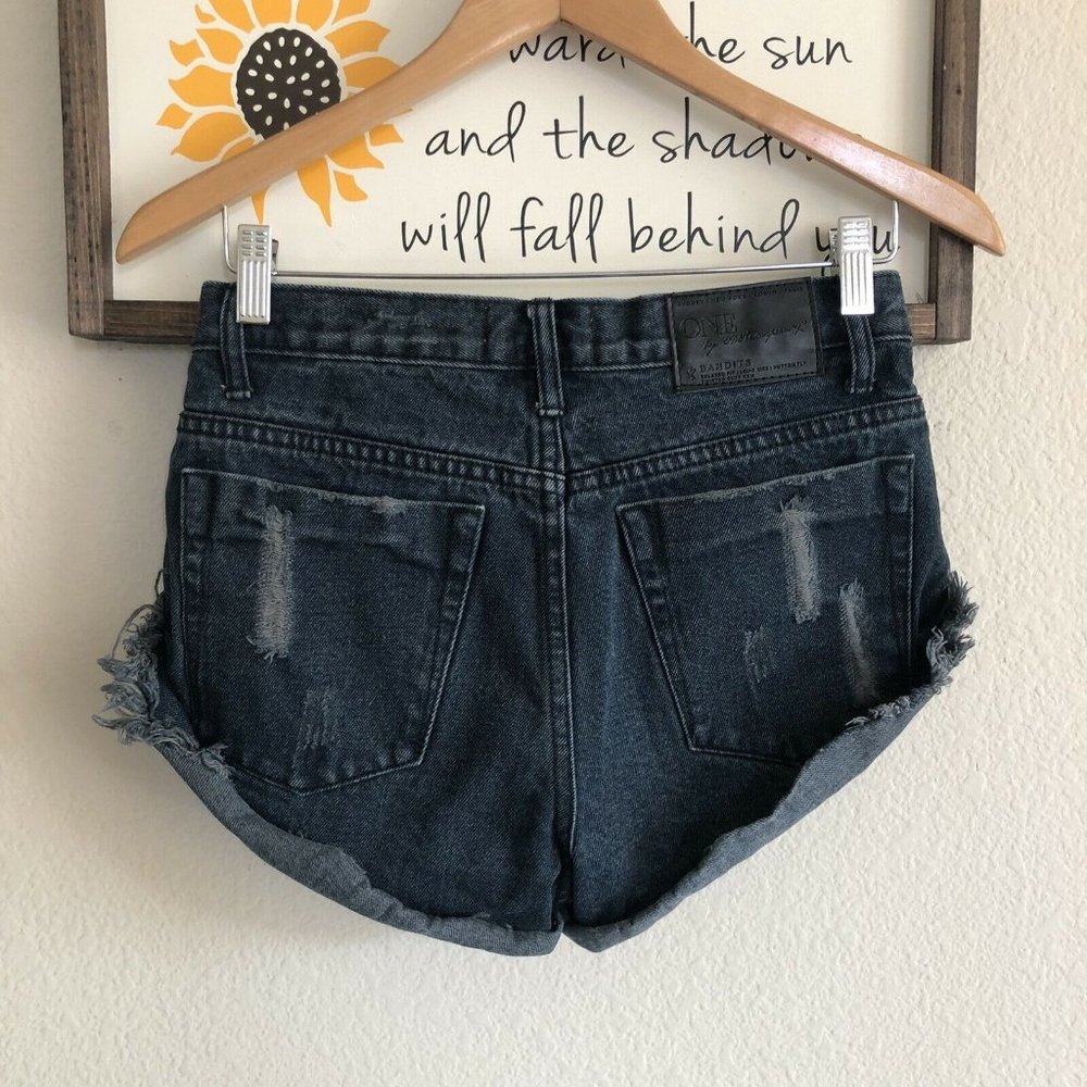 One by Oneteaspoon Bandits Button Fly Shorts - Picture 4 of 8